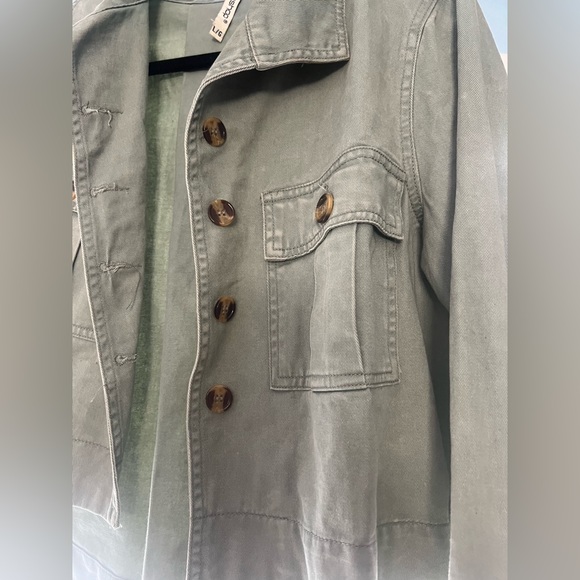 Cargo Jacket - Picture 3 of 8